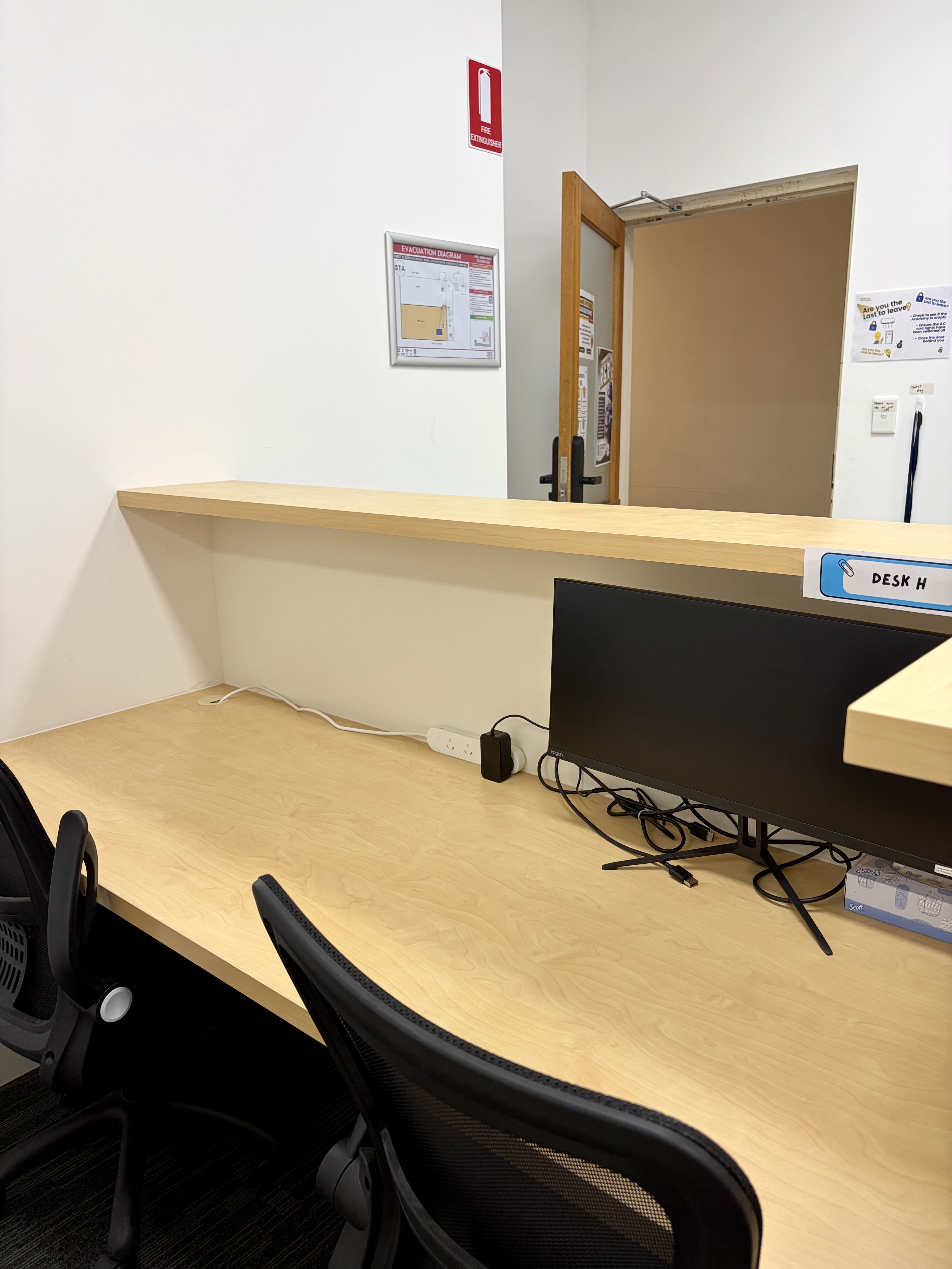 Professional hot desk workspace in Forestville, Sydney — Northern Beaches Coworking