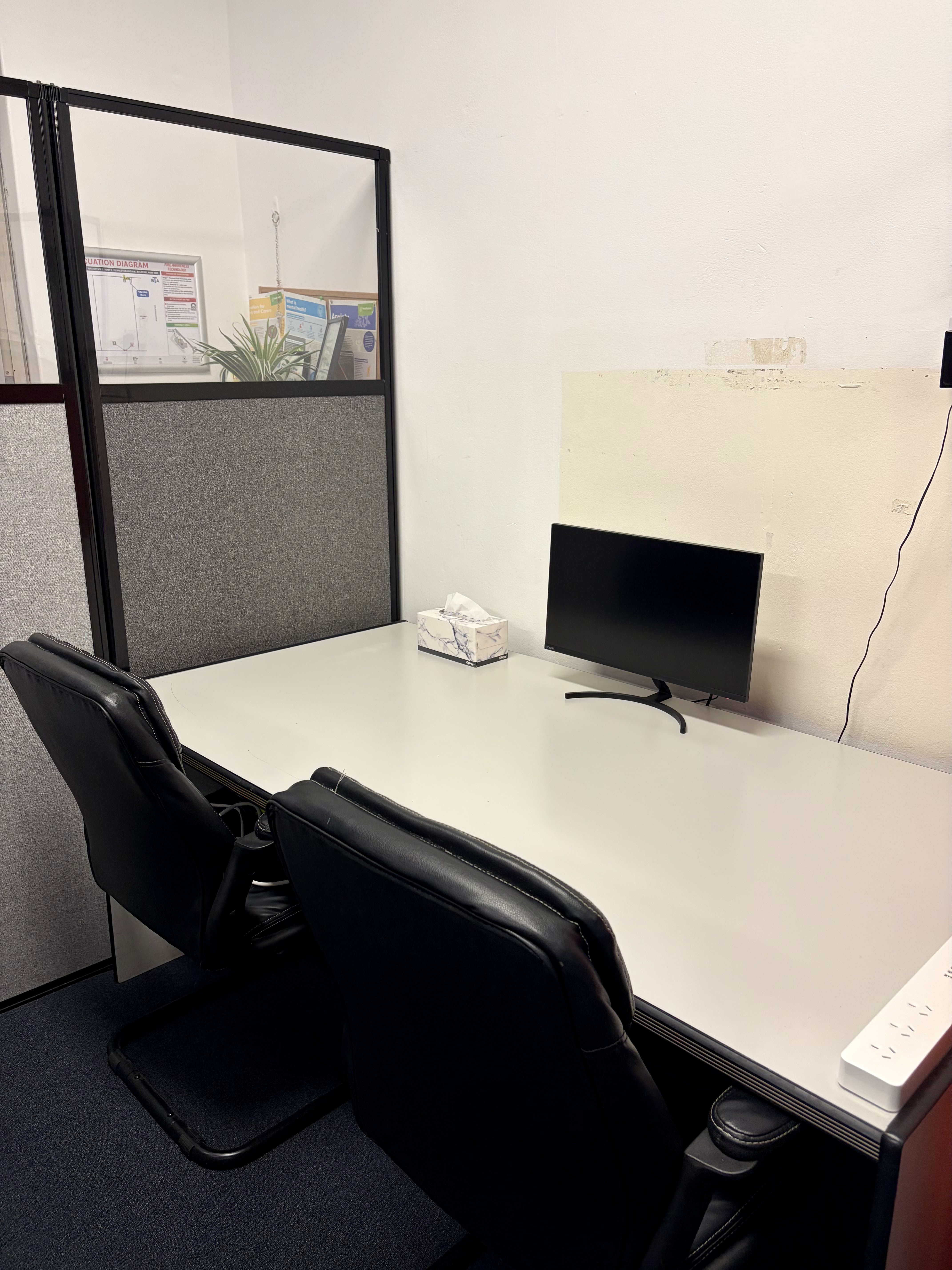 Professional hot desk workspace in Belrose, Sydney — Northern Beaches Coworking