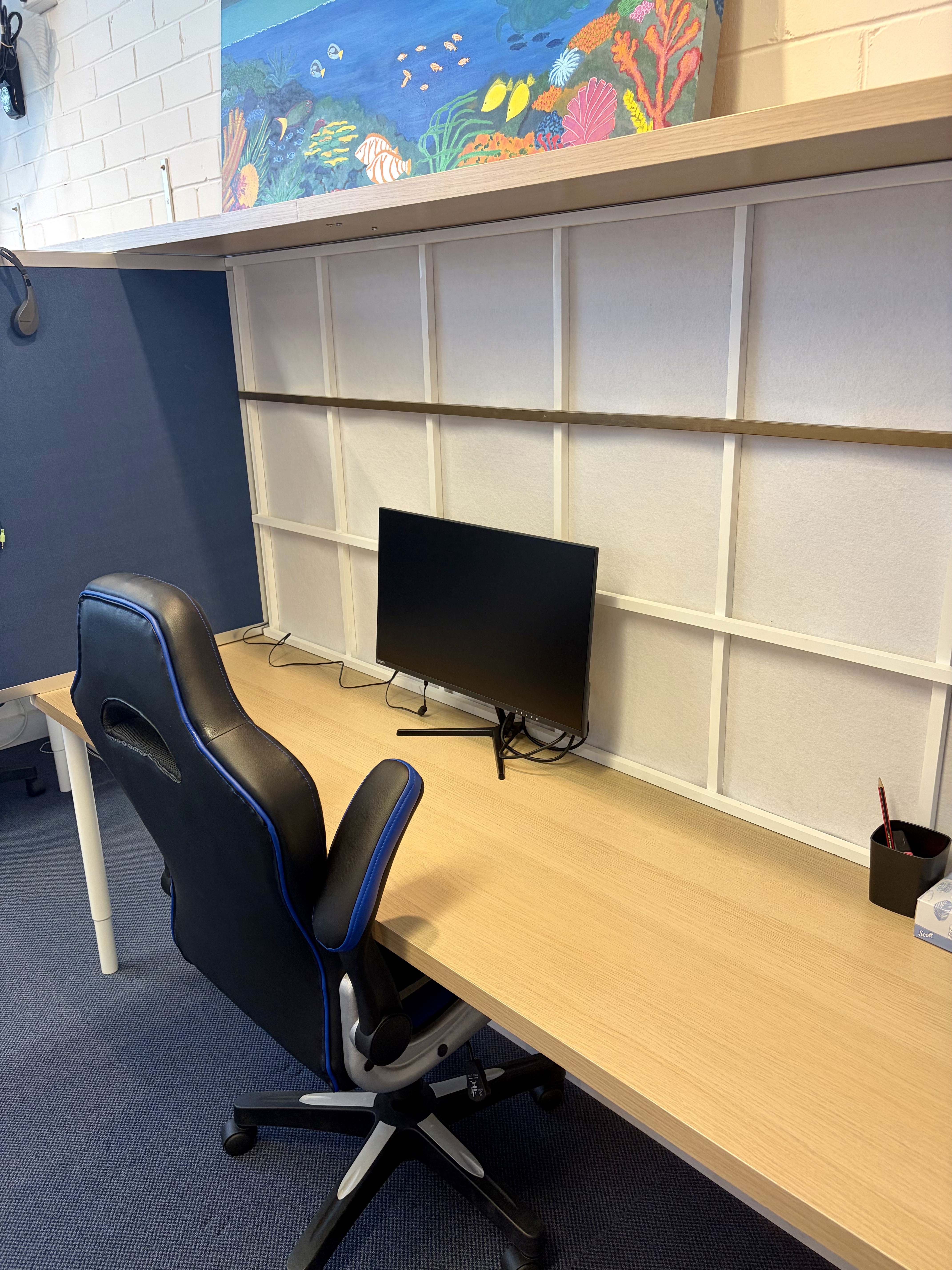 Professional hot desk workspace in Gordon, Sydney — Northern Beaches Coworking