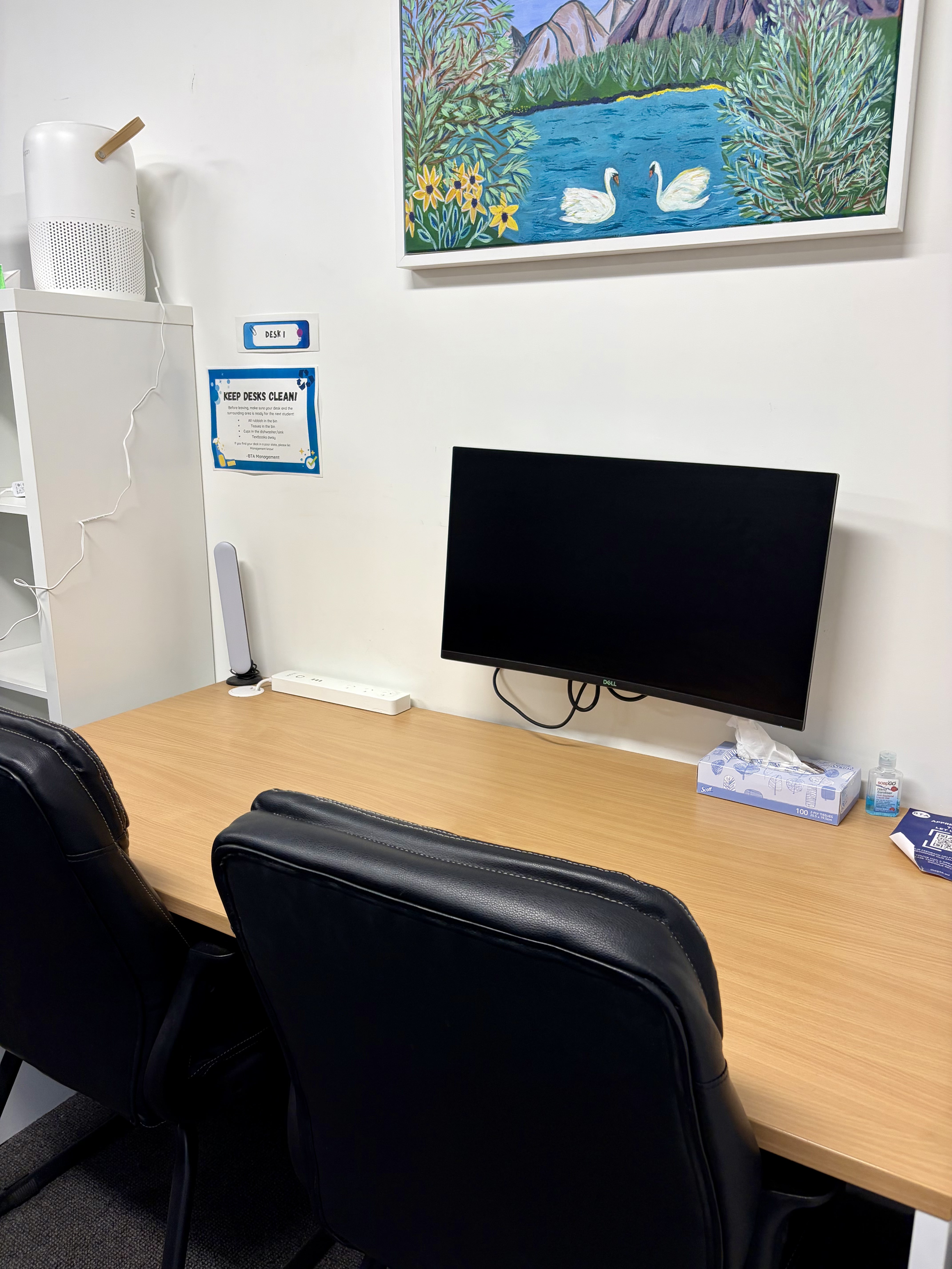 Professional hot desk workspace in Mona Vale, Sydney — Northern Beaches Coworking